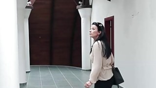 主播爱车震!!驱车到野外直接脱光浪打一炮!!打完回车上继续打!!